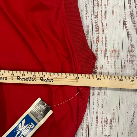Reebok 90s Pullover Windbreaker Vest Men’s 2XL Red NWT V-Neck - Picture 3 of 7